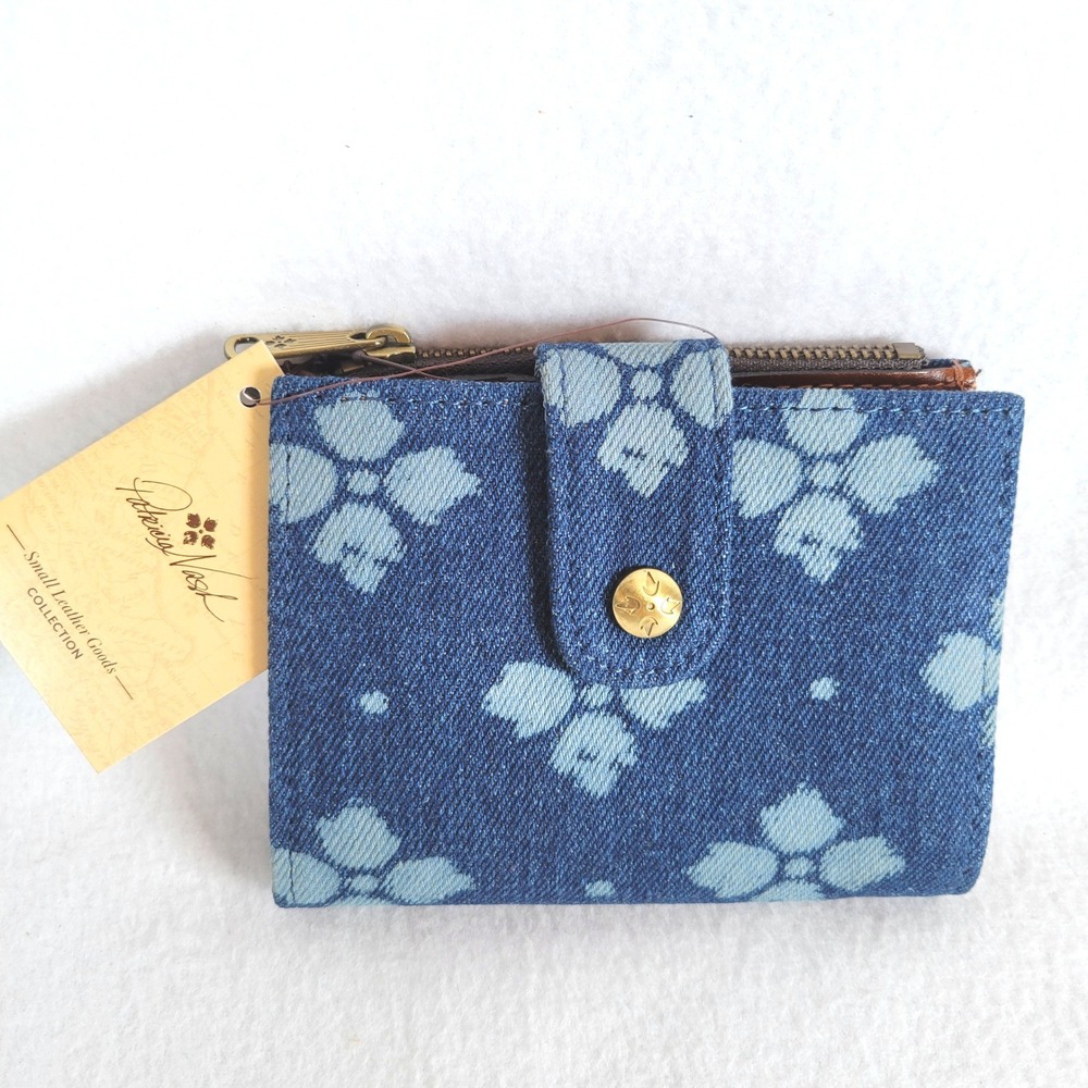 Patricia Nash Womens Chiara Snap Wallet Floral Denim Leather Blue Western